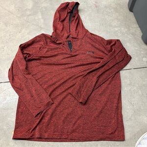 Under Armour Men's Red Long Sleeve Size M